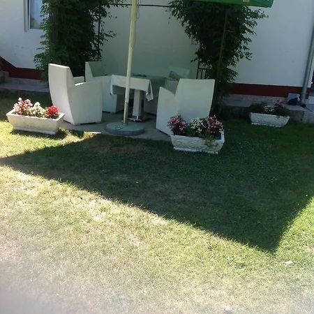 Boracko Jezero Sobe Bed & Breakfast