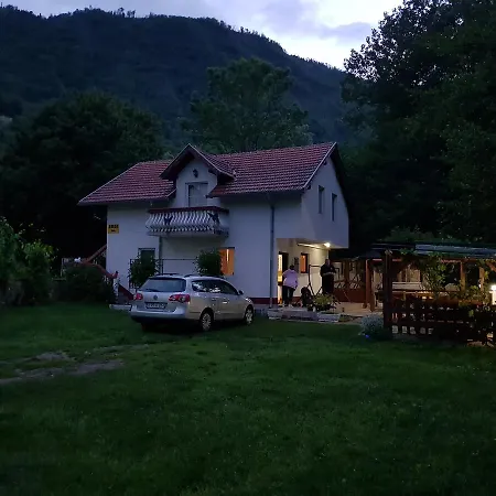 Boracko Jezero Sobe Jezero (Konjic)
